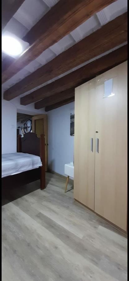 Cathedral Two Bedroom Unit & Two Balconies カディス エクステリア 写真