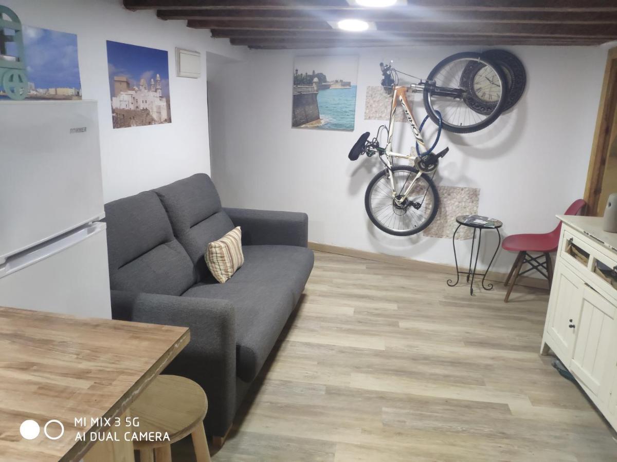 Cathedral Two Bedroom Unit & Two Balconies カディス エクステリア 写真