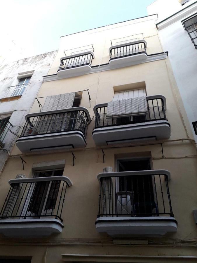 Cathedral Two Bedroom Unit & Two Balconies カディス エクステリア 写真
